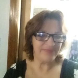 Meet your Posher, Nola